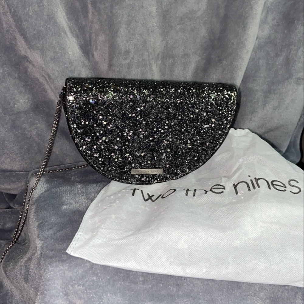 Clutch / wristlet